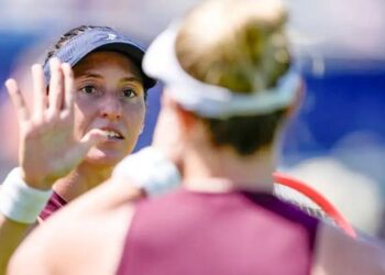 Luisa Stefani está nas oitavas de final de Wimbledon nas duplas femininas. Brasileira venceu ao lado de Gabriela Dabrowski e segue na disputa por vaga nas quartas do Grand Slam.