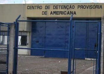 Liminar obriga governo de SP a reduzir superlotação no CDP de Americana e regularizar problemas de segurança e saúde.