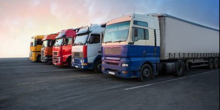 Feirão Move Brasil Caminhões acontece em Santos com entrada zero, juros reduzidos e financiamento de até 10 anos para caminhoneiros.