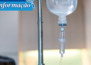 Anvisa alerta que a soroterapia não tem benefícios comprovados para pessoas saudáveis e pode causar riscos à saúde quando realizada sem indicação médica.