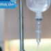 Anvisa alerta que a soroterapia não tem benefícios comprovados para pessoas saudáveis e pode causar riscos à saúde quando realizada sem indicação médica.