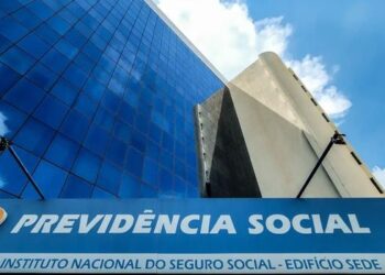 PF conclui primeiro inquérito da Operação Sem Desconto e envia relatório ao STF com indiciamento de 48 investigados.