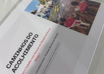 Abrigo 1 de Vitória celebra cinco anos com lançamento de caderno que apresenta metodologia de acolhimento para pessoas em situação de rua.