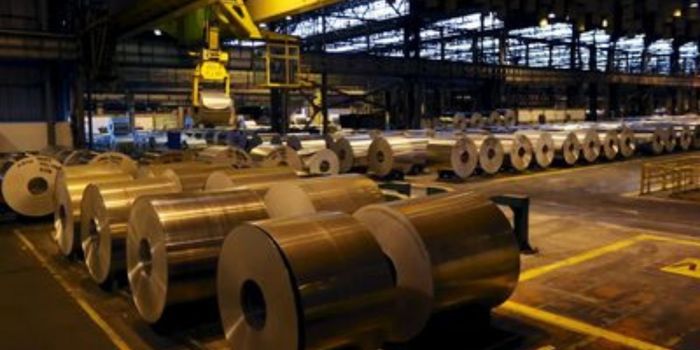 Governo informa que novas tarifas dos EUA atingirão 23,1% das exportações brasileiras, enquanto 52,7% permanecerão fora das sobretaxas.
