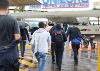 Último dia para se inscrever no Fies 2026. Veja os requisitos, número de vagas, regras do Fies Social e o calendário do programa.