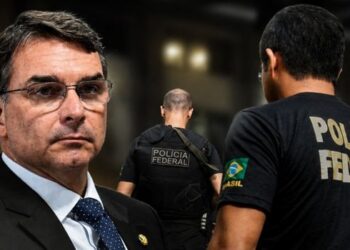 Flávio Bolsonaro diz que não quer agentes da PF em sua campanha e promete fortalecer a autonomia da corporação se for eleito presidente.