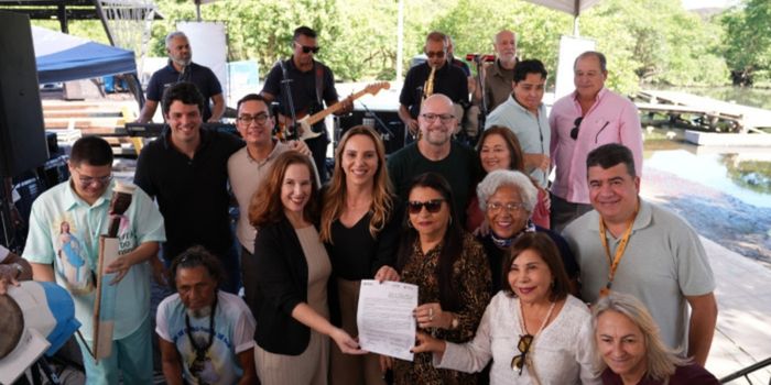 Vitória entrega estudo para revitalização do Galpão das Paneleiras de Goiabeiras e celebra tradição centenária reconhecida como patrimônio cultural.