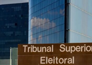 TSE firma acordo com big techs para combater desinformação e uso indevido de inteligência artificial nas eleições de 2026.