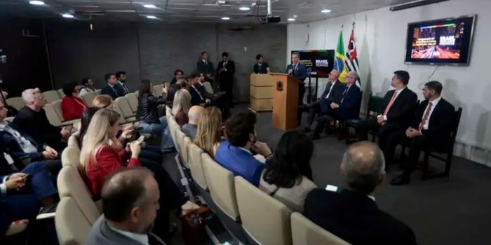 Nova unidade do Ministério da Justiça em São Paulo integra forças de segurança e instituições financeiras para intensificar o enfrentamento ao crime organizado no Brasil.