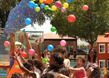 Projetos aprovados pelo Senado fortalecem direitos da infância com medidas de proteção digital, combate à violência sexual e apoio às famílias.