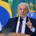 Lula afirma que Brasil continuará negociando com os EUA, defenderá a reciprocidade e aposta no Programa Brasil Soberano para fortalecer a economia.