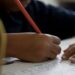 Primeiro semestre de 2026 teve avanços na educação com aprovação do novo PNE, expansão das universidades e valorização dos professores.