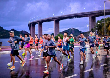 Maratona de Vitória 2026 terá provas de 5 km, 10 km, 21 km e 42 km e desafios combinados nos dias 29 e 30 de agosto.
