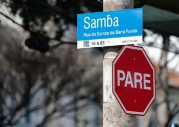 Rua do Samba é oficializada na Barra Funda e reforça a valorização da história do samba e da população negra em São Paulo.