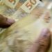 Nova linha de crédito para trabalhadores informais permite quitar dívidas de até R$ 15 mil com juros limitados a 1,99% ao mês.