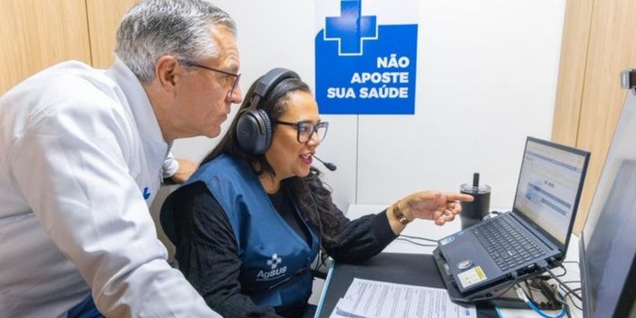 SUS amplia atendimento psicológico para pessoas com problemas com apostas. Serviço remoto pode ser acessado gratuitamente pelo Meu SUS Digital.