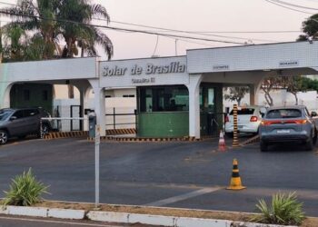 STF analisa pedido de Bolsonaro para receber os filhos no Dia dos Pais durante prisão domiciliar.