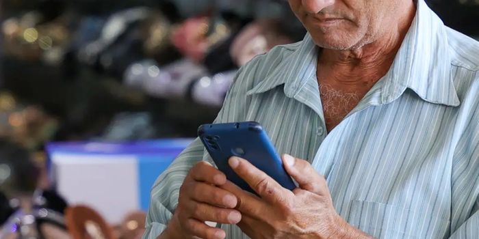 Estudo do Comsefaz aponta que famílias brasileiras perderam R$ 62,5 bilhões com bets e movimentaram R$ 351 bilhões via Pix.