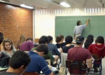 Resultado do Fies já está disponível. MEC inicia complementação das inscrições e convocações da lista de espera seguem até setembro.