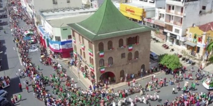 Nova Venécia realiza a 8ª Festa da Cappitella de 26 a 30 de agosto, com gastronomia italiana, desfiles, música e atrações gratuitas.