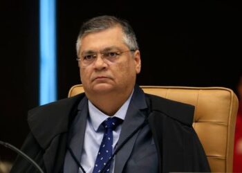 STF autoriza novo inquérito para investigar Fábio Luís Lula da Silva. Caso tramita sob segredo de Justiça e apura supostos negócios ilícitos.