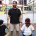 Pais podem ajudar a prevenir o machismo entre meninos com diálogo, afeto, educação pelo exemplo e parceria com a escola.