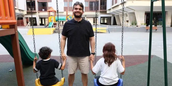 Pais podem ajudar a prevenir o machismo entre meninos com diálogo, afeto, educação pelo exemplo e parceria com a escola.