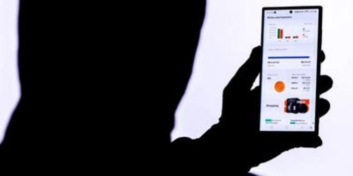 Governo alerta sobre golpes de renegociação de dívidas com anúncios falsos que usam marcas oficiais e inteligência artificial.