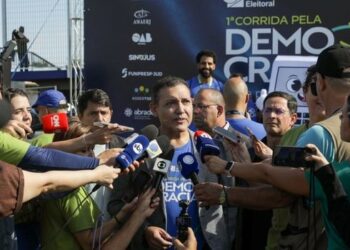 Presidente do TSE, Nunes Marques, reforçou a segurança da urna eletrônica e destacou ações de transparência antes das eleições de 2026.