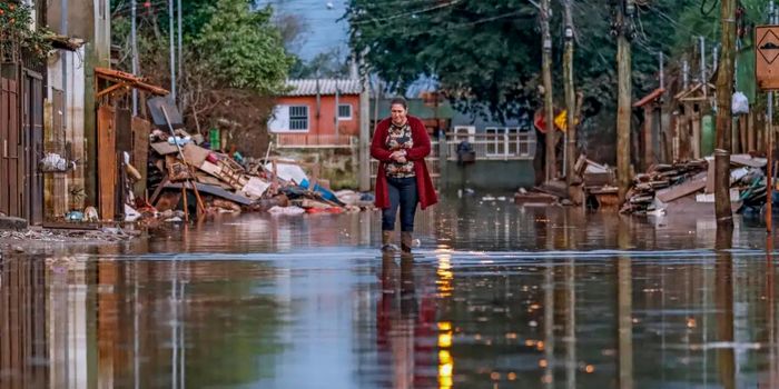Alerta do Inmet aponta vendavais e chuvas fortes no Sul. Tornado atinge Pedro Osório e quase 100 municípios registram prejuízos.