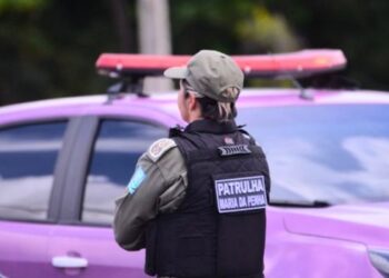 Lei Maria da Penha chega aos 20 anos fortalecendo a proteção às mulheres e ampliando a rede de combate à violência doméstica.