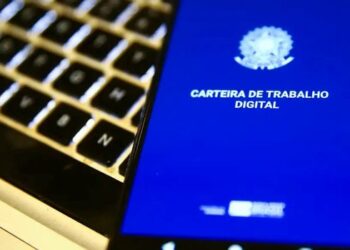 Desemprego recuou para 5,4% no Brasil no segundo trimestre de 2026. Santa Catarina teve a menor taxa, de 2,1%.