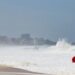 Rio terá terça-feira fria, com chuva isolada, temperaturas de até 23°C e ressaca com ondas de até 2,5 metros na orla.