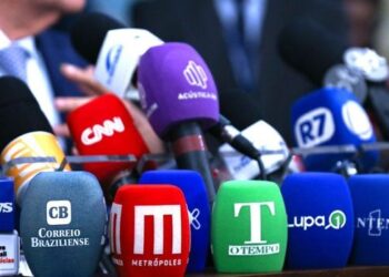 Fenaj pede que STF reveja decisão de 2009 que dispensou diploma de Jornalismo e defende formação superior para exercício da profissão.