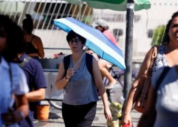 Salário mínimo pode subir para R$ 1.741 em 2027, segundo previsão do governo. Valor final dependerá do INPC acumulado até novembro.
