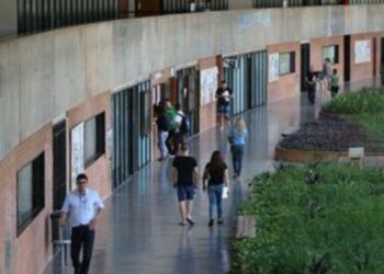MEC cria selo para reconhecer instituições públicas de ensino que adotem ações de prevenção e combate à violência contra meninas e mulheres.