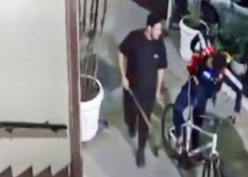 Justiça do Rio mantém prisão temporária de dois seguranças investigados pela morte de ciclista agredido em Copacabana no dia 11 de agosto.