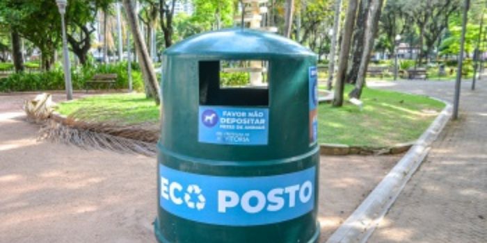 Projeto Vitória Limpa promove ação educativa no Centro de Vitória nesta quinta-feira (20) para orientar sobre descarte de resíduos e sustentabilidade.
