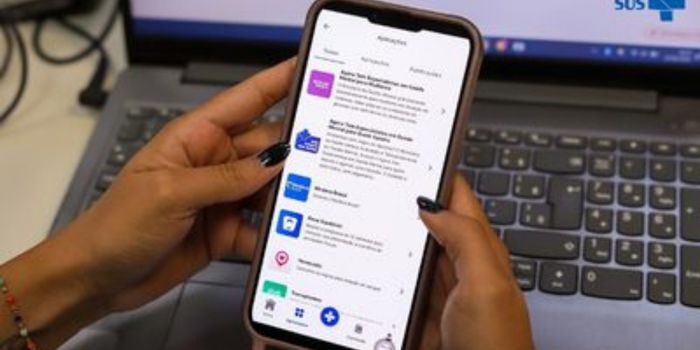 Acolhe Mais oferece atendimento psicológico online pelo Meu SUS Digital para mulheres em situação de violência e familiares cuidadoras.