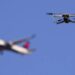 Novas regras da Anac para drones definem categorias de operação, limites de altura e medidas de segurança para pilotos no Brasil.