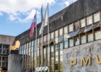 PGM de Vitória abre inscrições para estágio de pós-graduação em Direito, com três vagas, cadastro de reserva e bolsas de até R$ 2.625.