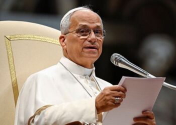 Papa Leão XIV alerta para riscos da inteligência artificial e defende tecnologia orientada pela dignidade humana e pelo bem comum.