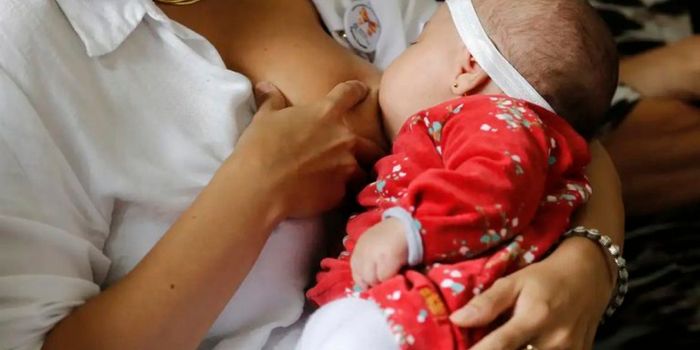 Aleitamento materno exclusivo chega a 59% entre bebês acompanhados pela Atenção Primária do SUS em 2026, segundo dados do Sisvan.