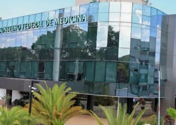 Justiça Federal suspende resolução que reconhecia a harmonização orofacial como especialidade odontológica. CFO afirma que vai recorrer.
