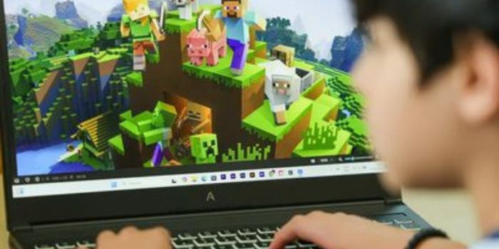 MEC oferece curso gratuito e on-line sobre segurança e cidadania digital para professores e educadores, com 40 horas e certificado oficial.