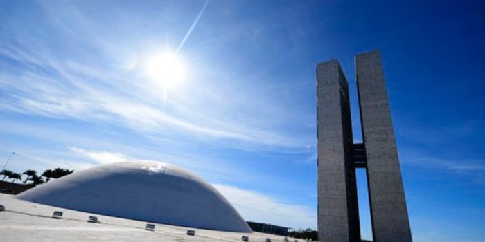 Eleições 2026 terão 315 candidatos na disputa por 54 vagas no Senado. Cada eleitor deverá escolher dois candidatos.