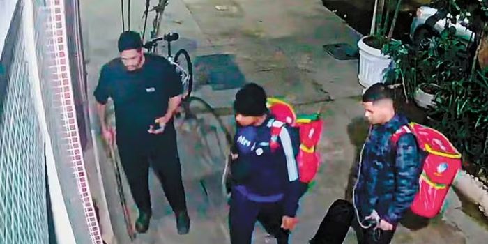 Mãe de Davi Santos Machado disse que pediu ao filho para se entregar à polícia após ele ser acusado de participar da morte de um ciclista no Rio.