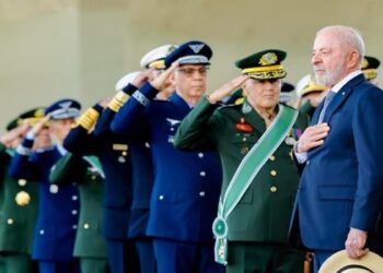 No Dia do Soldado, Lula afirmou que investimentos em Defesa protegem o território e fortalecem tecnologia, inovação e empregos no Brasil.