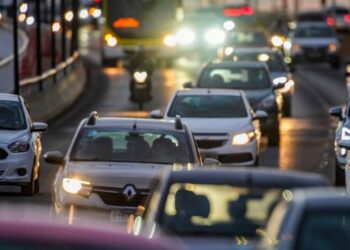 Participantes do Mais Motoristas 2026 têm até 3 de setembro para enviar documentos e concorrer à formação para categorias C, D e E.