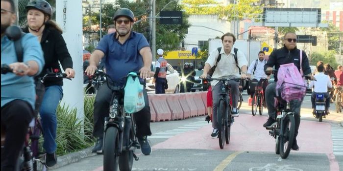 Programa Caminhos da Reportagem aborda o crescimento de bicicletas elétricas e ciclomotores no Brasil e os desafios da mobilidade urbana.